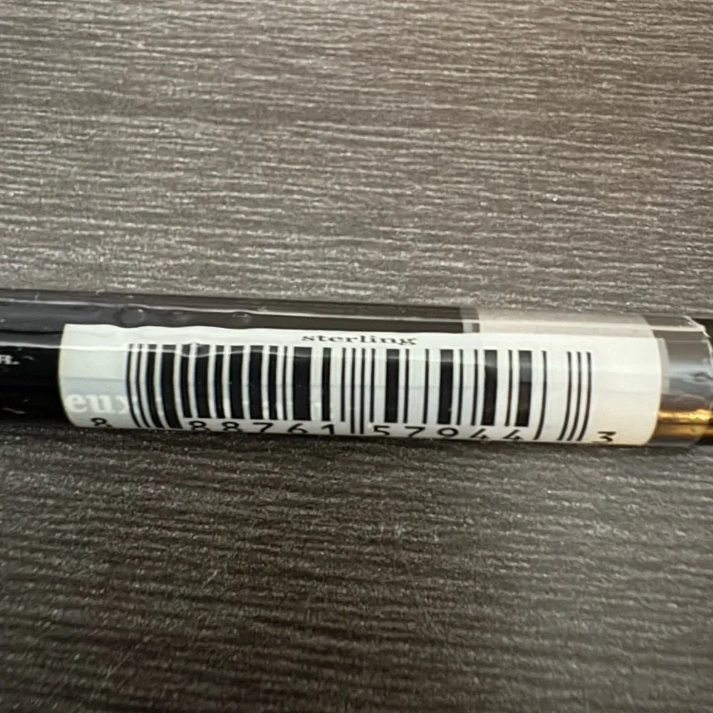 Avon Glimmer Eyeliner Sterling